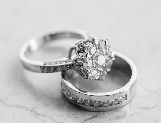 How to Prepare for Your Engagement Ring Consultation Appointment